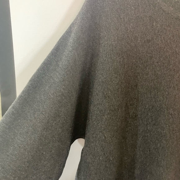 Banana Republic charcoal grey pullover sweater hoodie - Picture 12 of 12